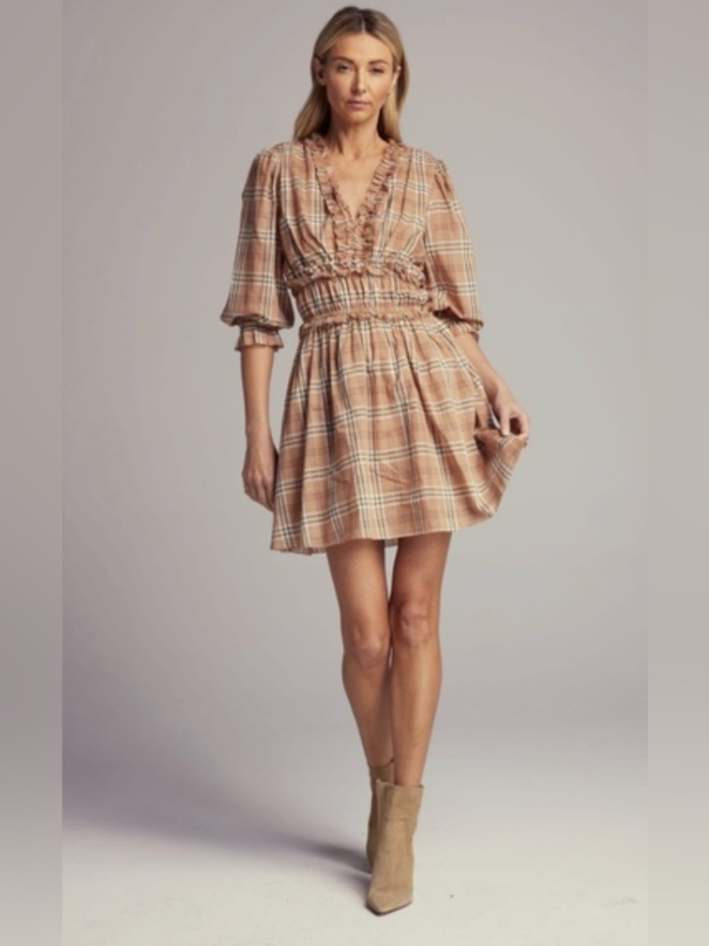 Sundays Maisie Plaid Ruffle V-Neck Smocked Waist Dress Size small # 1063